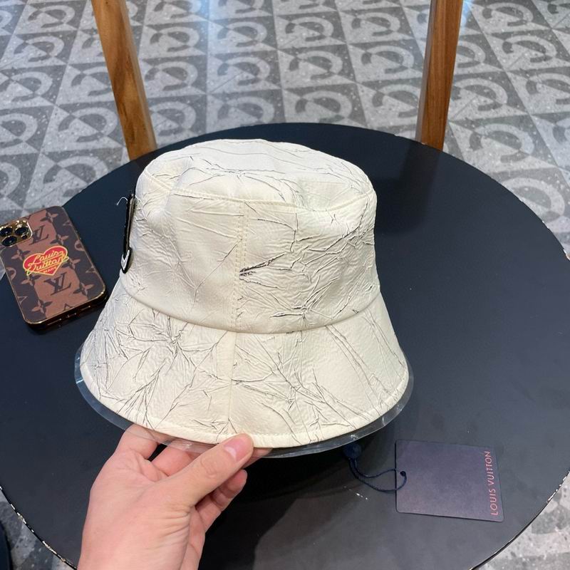 LV hat (37)